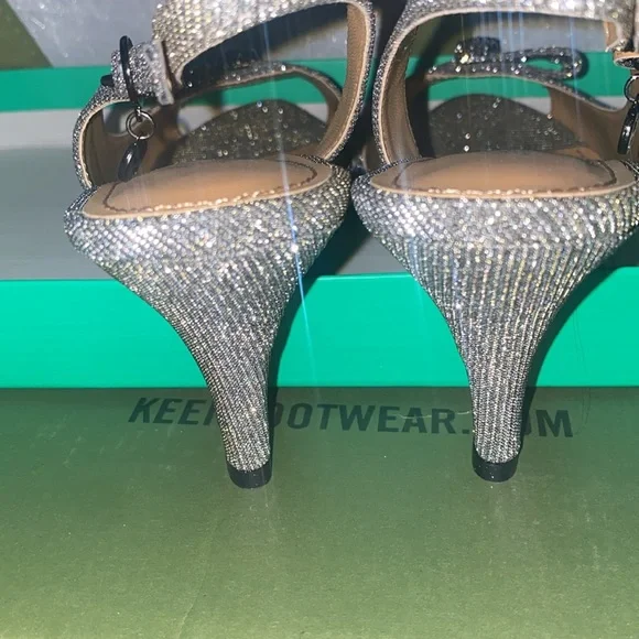 J. Renee Sz 9.5 N Narrow Slingback Peep Toe Metallic Silver Sparkle - Picture 5 of 6